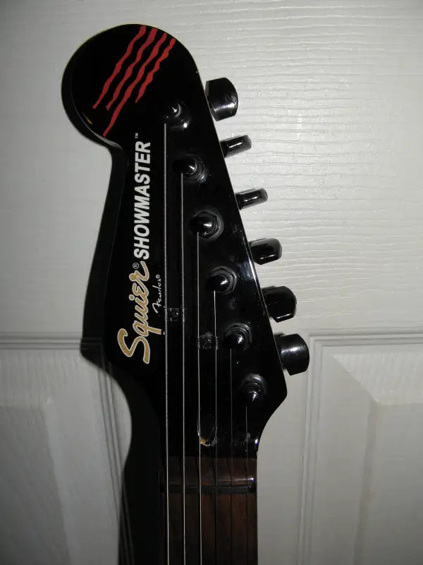 Fender Squire The Cat Showmaster Guitar in Guitars in Sault Ste. Marie - Image 3