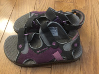 Columbia size 12 toddler like new sandals