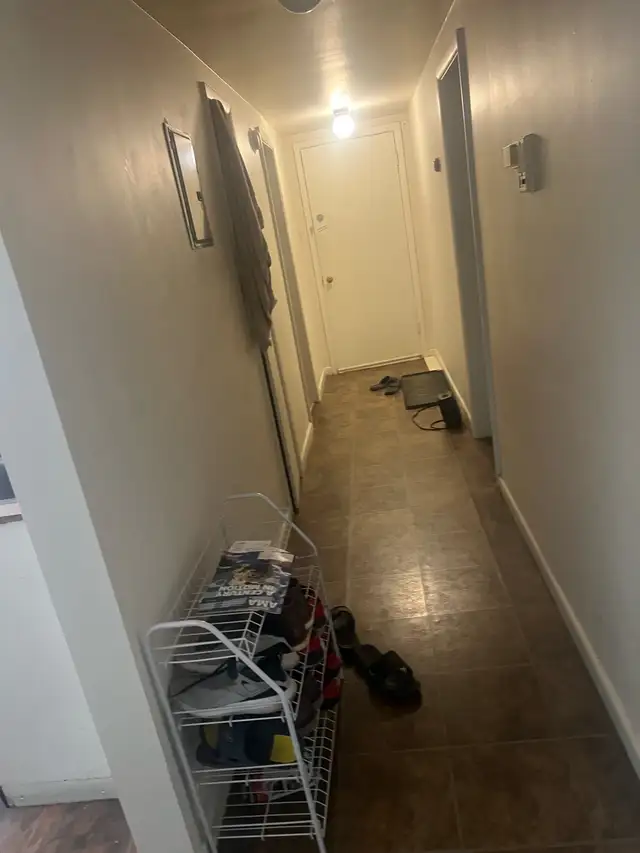 1 Bedroom Apartment in Long Term Rentals in Calgary - Image 4