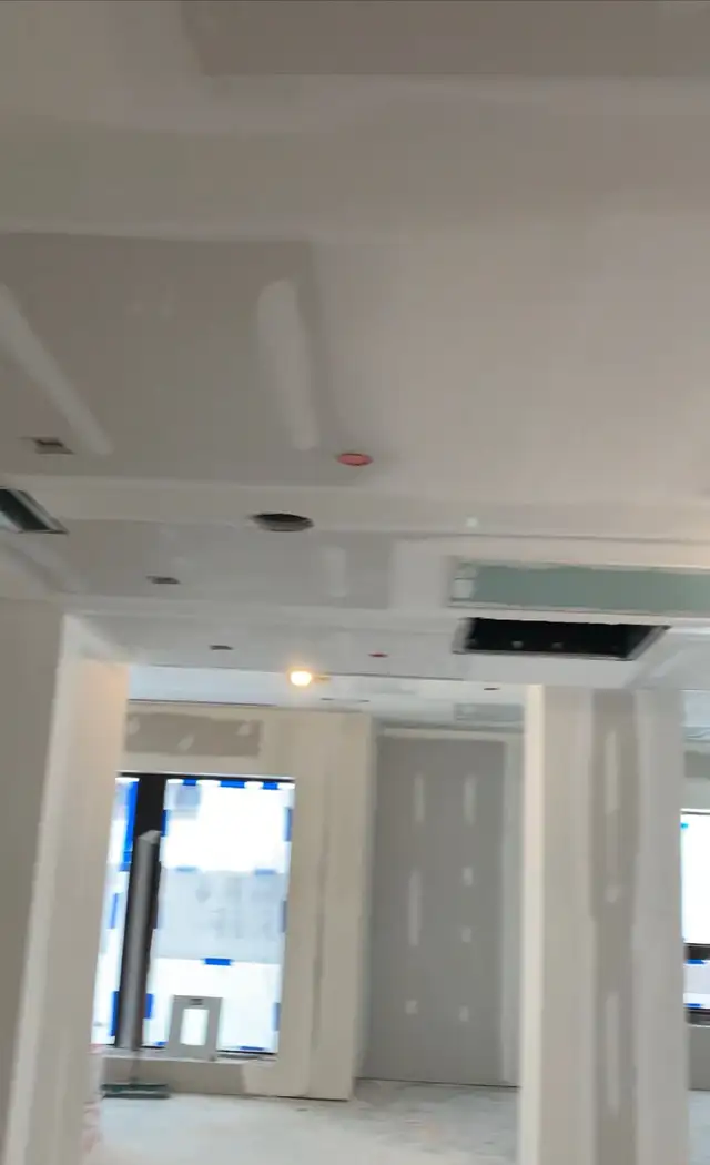 Taper/ Drywall Finisher in Drywall & Stucco Removal in Oakville / Halton Region - Image 8