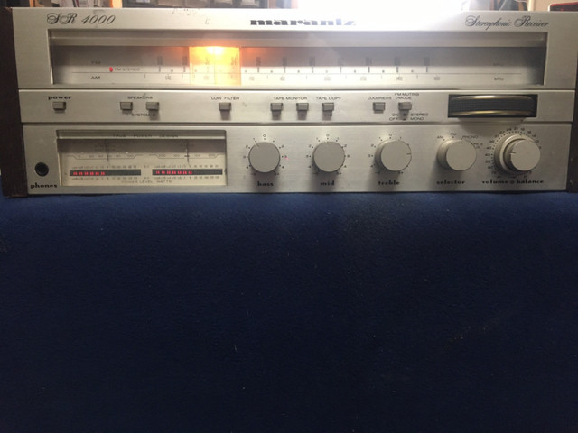 Marantz SR4000 FM/AM Recepteur Amplificateur 50 Watt Par Canal dans Chaînes stéréo  à Laval/Rive Nord