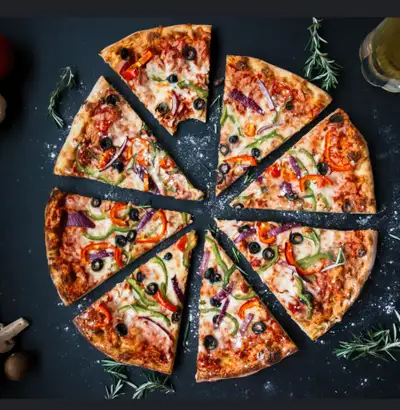 PRICE REDUCED TO SELL!!! $105,000 Pizza Store in the Heart of North East Calgary. This prime locatio...