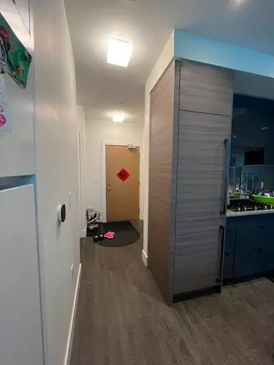 1 Bedroom + Den @ River District