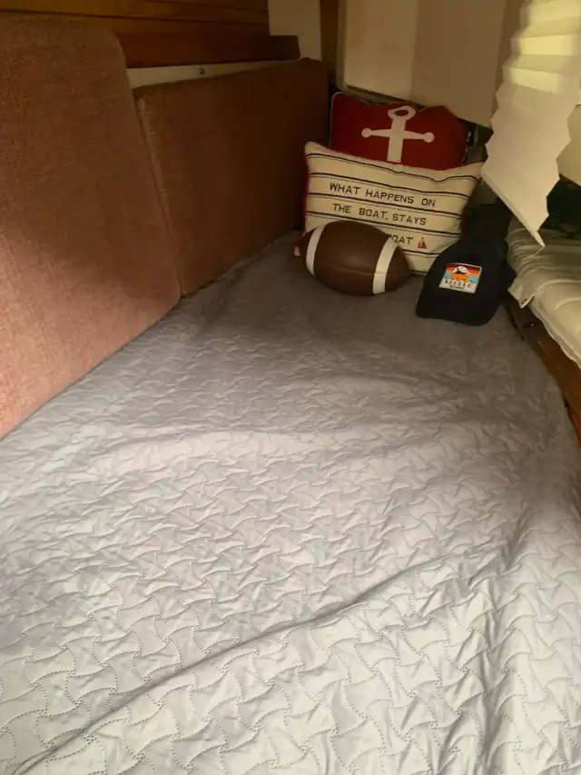 Catalina 1992 30 Sailboat in Sailboats in Oakville / Halton Region - Image 11