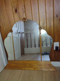 Miroir antique de bureau
