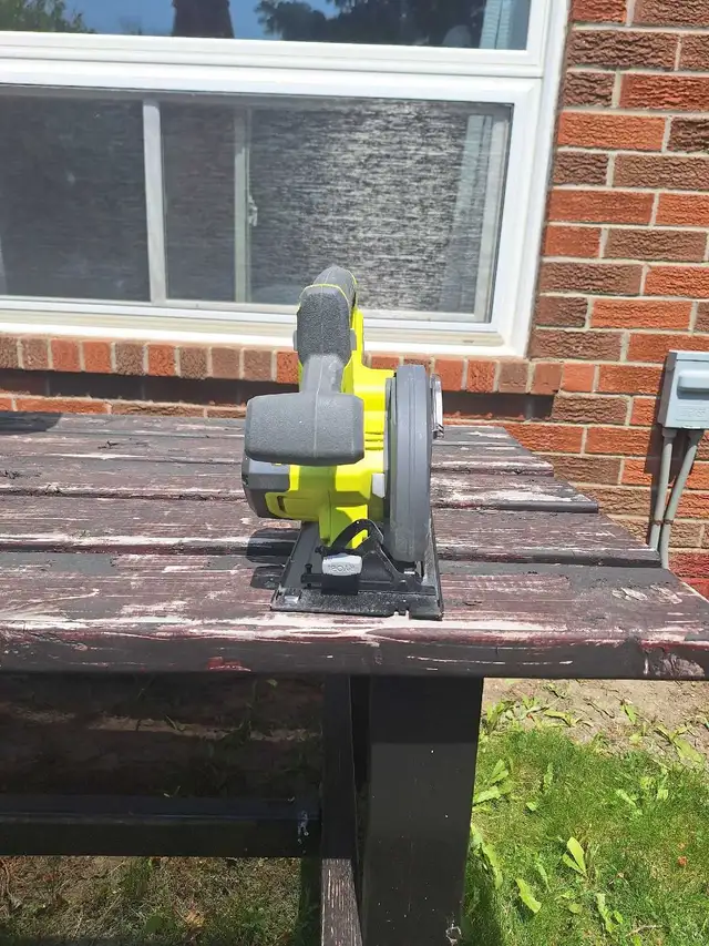 Circular saw $40 Tool only in Power Tools in Mississauga / Peel Region - Image 3