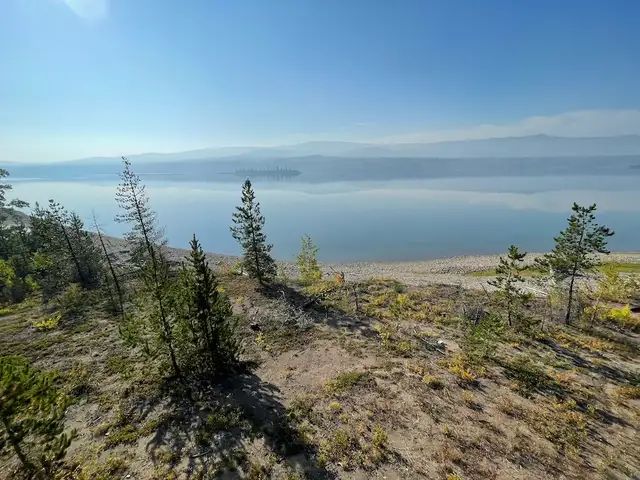 Wilderness Cabin on the lake for sale in Houses for Sale in Kitimat - Image 10
