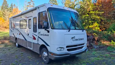 2003 Coachman QB30 30197 miles 48500Ks Ford V10. new plugs Queen walk around bed Newly polished with...