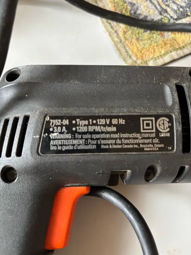 Black and Decker D500 Cordless Drill-Driver490430353260554243