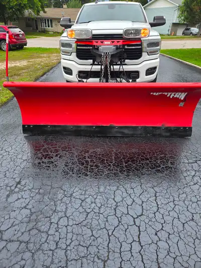 Unit is excellent condition. With safety, unimount western professional plow, color match cap, Tan l...