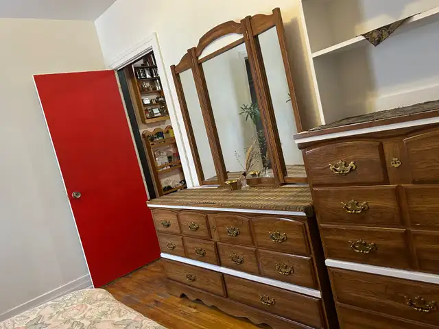 1 ou 2 chambres dans 5 1/2 coloc mixte in Long Term Rentals in City of Montréal - Image 11