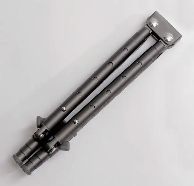 Laptop stand for Mac or PC in Laptop Accessories in Oakville / Halton Region - Image 4
