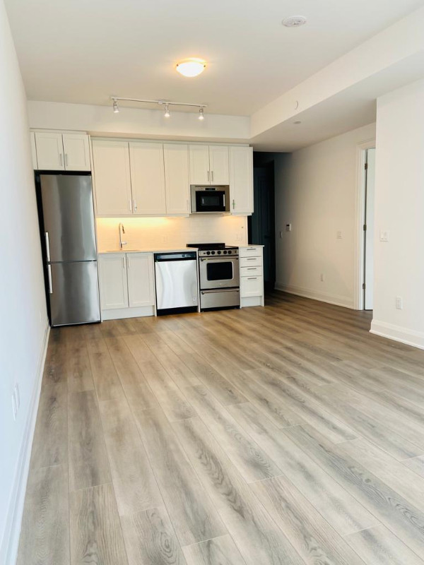 2BED+2BATH NEW CONDO FOR RENT IN THORNHILL Long Term Rentals