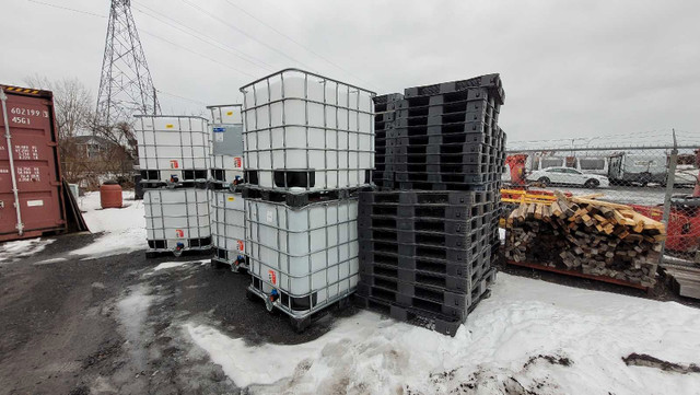 Tote réservoir 1000 litres dans Autres équipements commerciaux et industriels  à Saint-Jean-sur-Richelieu - Image 2