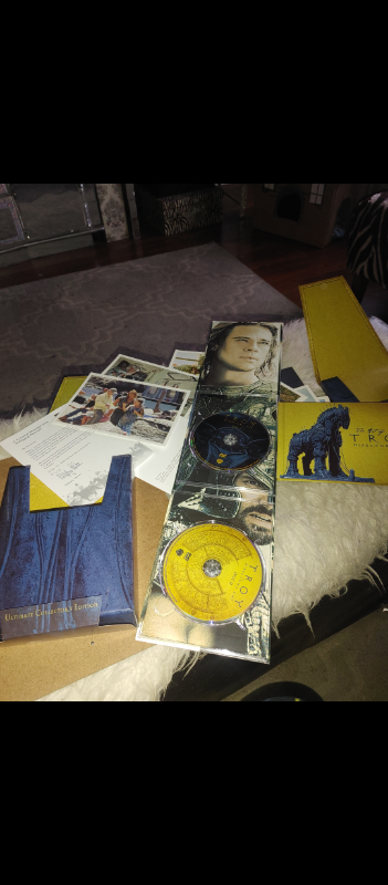 THIS ITEM IS AVAILABLE AT THE OLD STRATHCONA ANTIQUE MALL.... 10323 78 AVE.... BOOTH #226.... ........