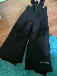 Boys Columbia black snow pants (size xxs)