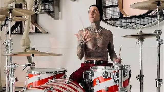 Drummer sought for pop punk / punk rock band