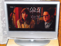 Sony KLV-S19A10 19" 1080i LCD TV with remote