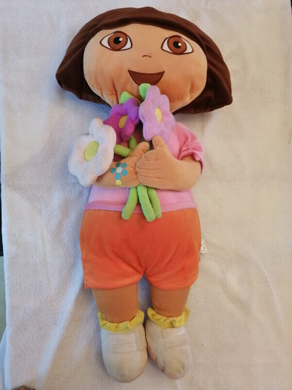 Poupée, Dora, Doll, grande poupée, tissu dans Jouets et jeux  à Laval/Rive Nord - Image 4