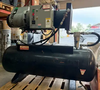 Compresseur usagé, Hydrovane 10 HP (Marque CompAir), View more