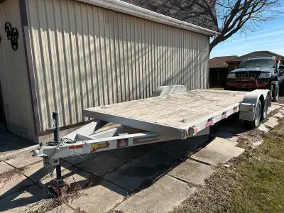 ****** PRICE IS FIRM ****** Custom made by miska Has very light use, and never towed heavy, used for...