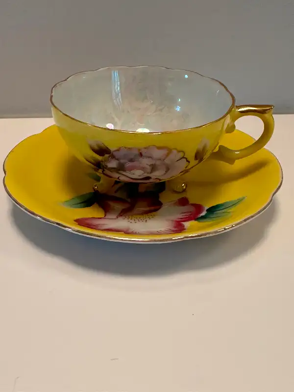 PEARLIZED TEA CUP AND SAUCER VINTAGE ANTIQUE JAPAN JAPANESE628632700304671218