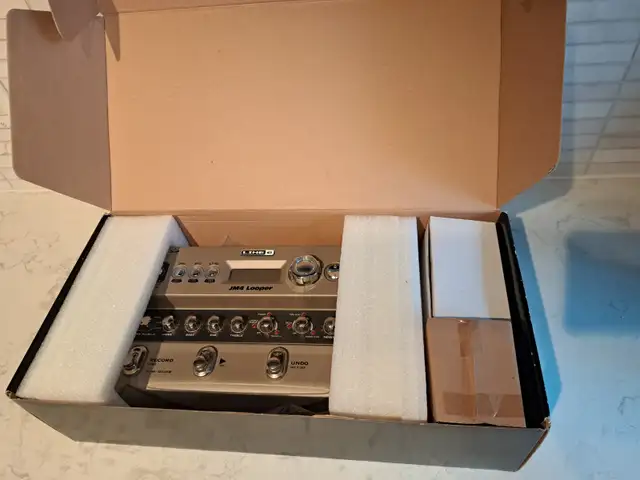 SUPERB Line 6 JM4 Looper! W/Orig Box+Power Supply!FREE SHIPPING! in Amps & Pedals in City of Toronto - Image 4