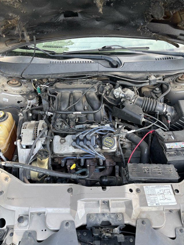 2005 ford Taurus in Cars & Trucks in Calgary - Image 4