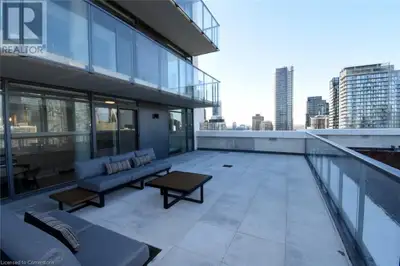 READ AD!! Available NOW .. Short/Long Term Furnished 1 bedroom available. Has everything you need, j...