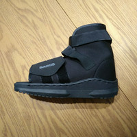 darco boot/shoe