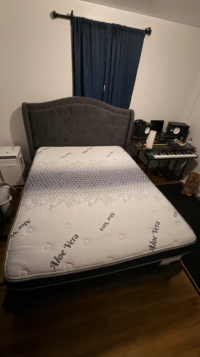 Matelas Queen Vienna + lit Queen + Box Queen in Beds & Mattresses in City of Montréal - Image 2