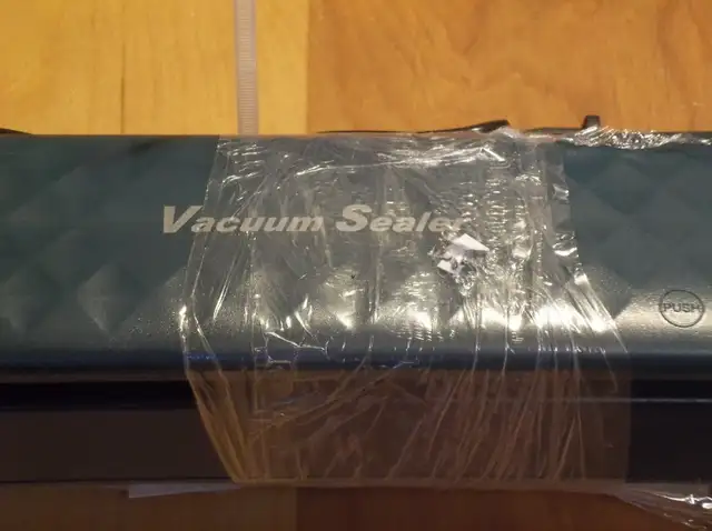 Vacuum Sealer in Kitchen & Dining Wares in Trois-Rivières - Image 3