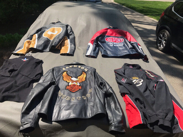 RACING FANS! ASSORTED JACKETS NASCAR  BUD in Arts & Collectibles in Mississauga / Peel Region - Image 2