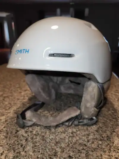 Youth medium, excellent condition