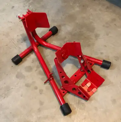 Baxley Sport P2 Pro Sport Chock in excellent condition (see photo). Rarely used, in garage only. Fit...