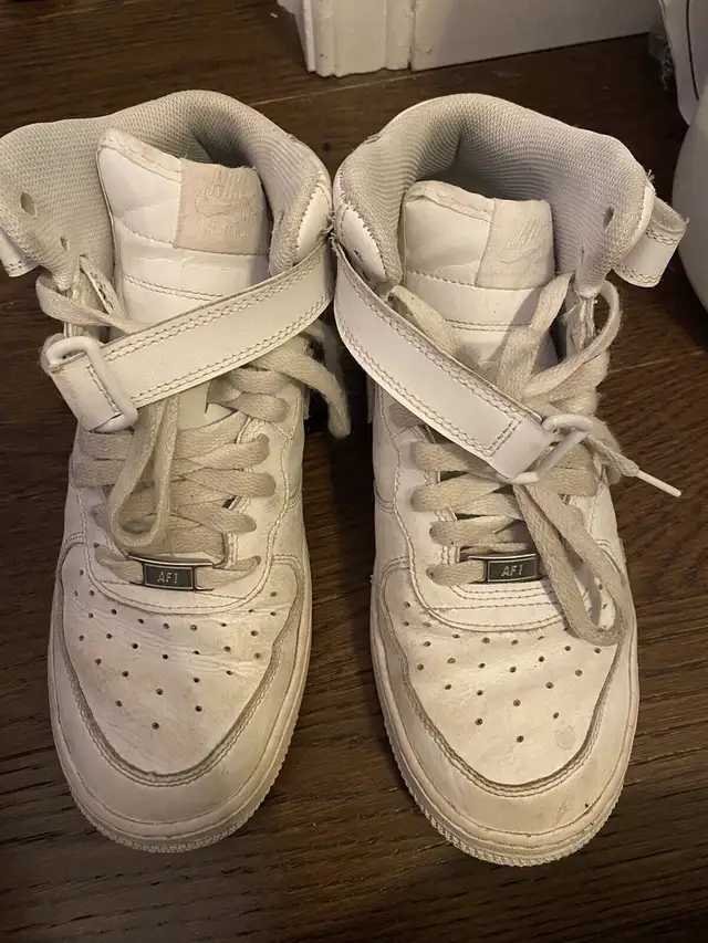 Air Force Ones Youth Size 7 63735877166465120