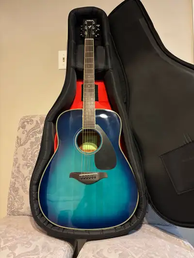 Yamaha F335TBS Guitar, View more