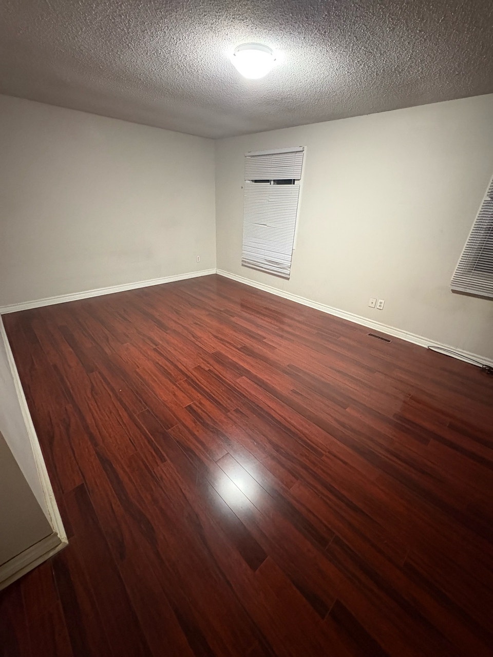 Large Private Master Bedroom – Central Brampton 2
