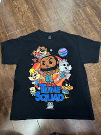 Pop tees Tune Squad Space Jam Lebron James youth large 