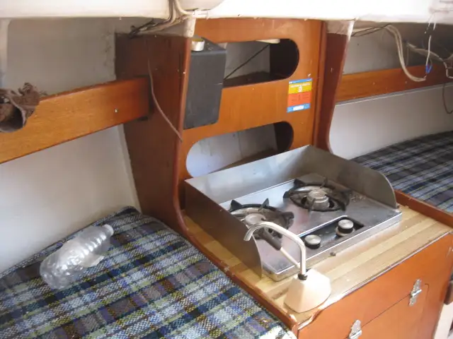 26ft Cruising sailboat for Sale with Rent to Own Option! in Sailboats in Oshawa / Durham Region - Image 6