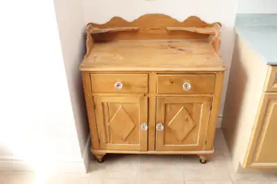 Antique 19th C QUEBEC PINE DIAMOND HUTCH Turnip Feet Glass Knobs, View more