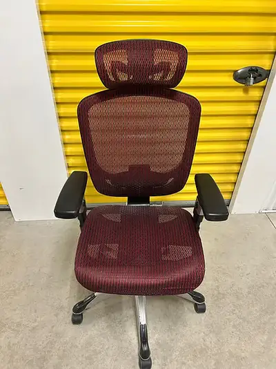 Staples Hyken Ergonomic Mesh Swivel Task Chair!!, View more