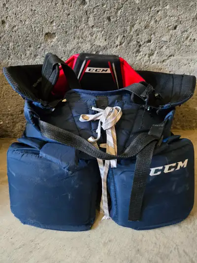 Goalie hockey pants /pantalon de gardien de but, View more