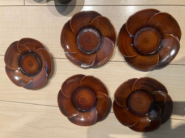 New set of five green tea cups and five small dishes in Kitchen & Dining Wares in City of Toronto - Image 4
