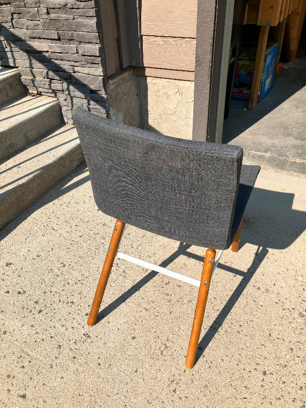 Blue Grey Dining Chairs Set of 4 Great Condition in Chairs & Recliners in Vernon - Image 3