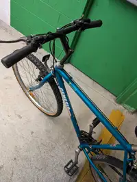 Hybrid bike for sale - small to medium adult