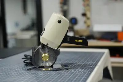 Industrial-grade fabric cutter. 100mm(4inches) Octagonal blade. With a built-in sharpening stone, on...