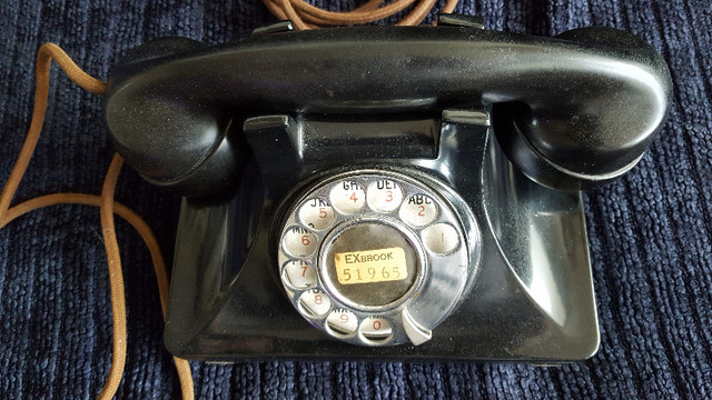 North Electric Galion  Desk Telephone 1940s Working in Arts & Collectibles in City of Toronto - Image 2