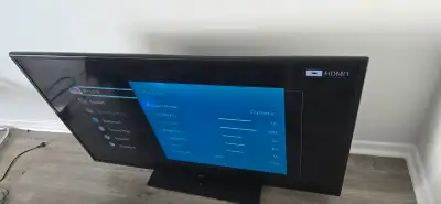 Samsung 65 inch led tv. Working fine, View more