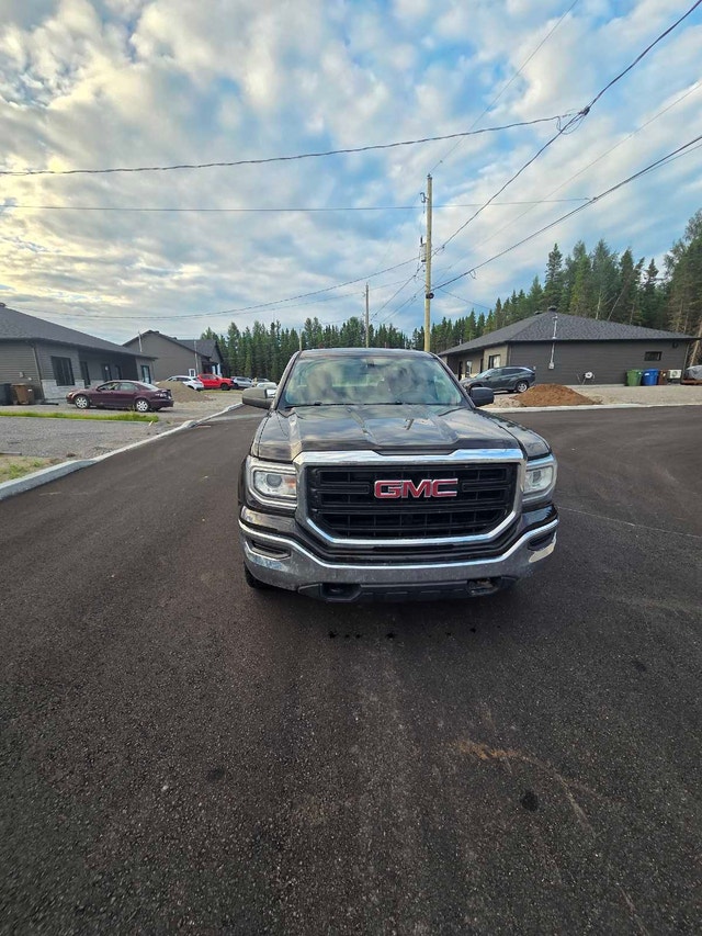 Gmc sierra — photo 2